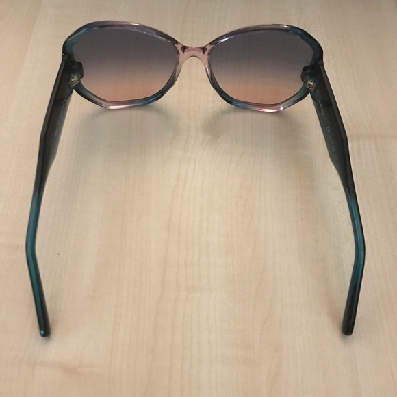 SALVATORE FERRAGAMO Sunglasses for Women oversized geometric frames NEW w/ case - Picture 6 of 10